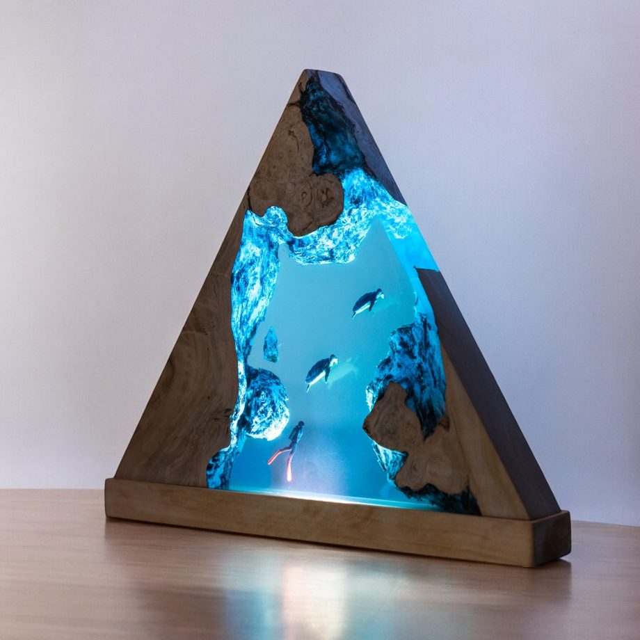Handmade Ocean Epoxy Resin Lamp | LED Wood Night Light with Sea Turtle & Diver